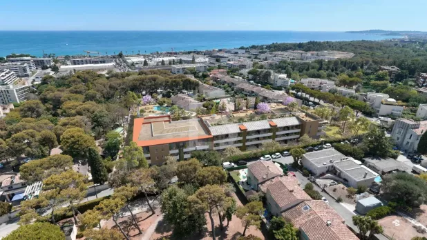 Villeneuve-Loubet Apartment 4 Rooms, 76.9 m²