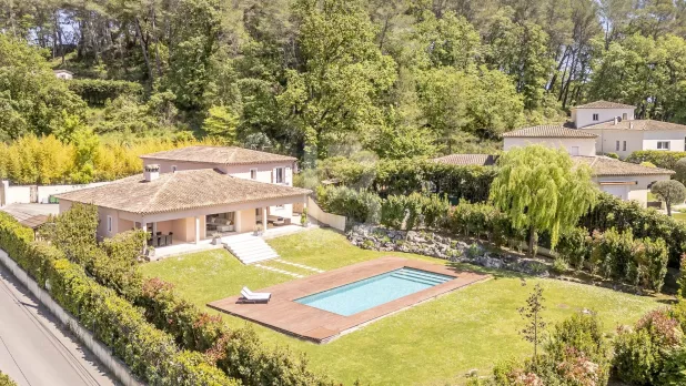 Valbonne House 10 Rooms, 310 m²