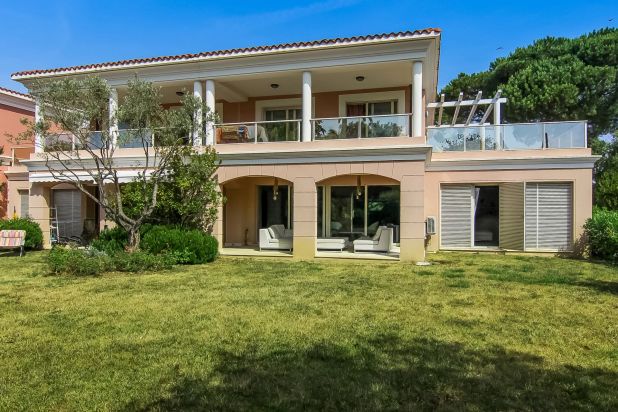 Antibes Maison 8 Pièces, 240 m²